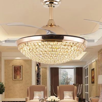 Ventilatore di soffitto a motore a corrente continua con luce