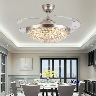 Ventilatore di soffitto a motore a corrente continua con luce