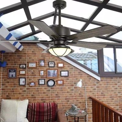 Ventilatore a soffitto impermeabile con ventilatori a prova di tempo leggeri