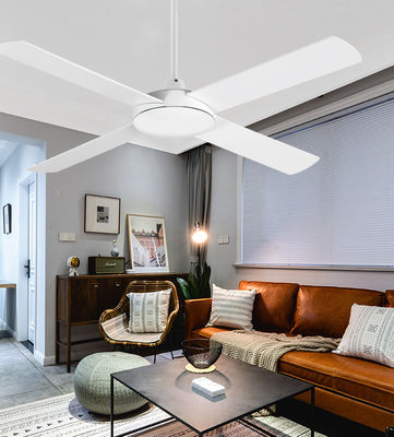 4 lame di compensato ventilatore di soffitto da 52 pollici con luce e telecomando