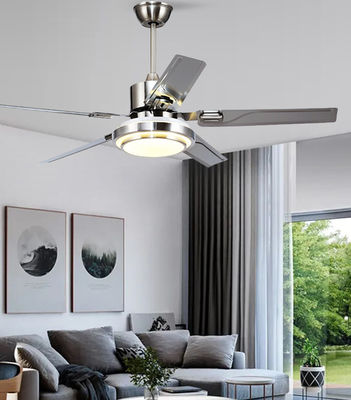 Ventilatori di soffitto a motore a corrente continua in argento da 52 pollici con luci / 5 lame ABS