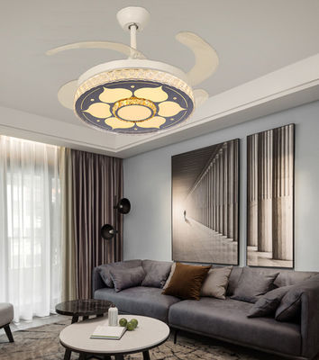 Ventilatore di soffitto pieghevole DC silenzioso con luce Ventilatore da 42 pollici con lame pieghevoli